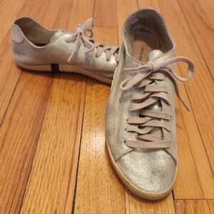 Women's Osklen Arpoador Metallic Sneakers